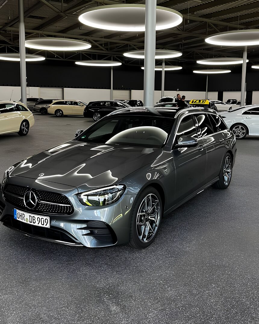Mercedes E-Klasse der MeinTaxi-Flotte in Öhringen